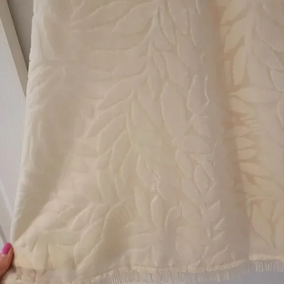 Lilly Pulitzer Ivory Velvet Burnout Quinn Halter Neck Sleeveless Swing Dress  XS - threedaughtersproperties.com
